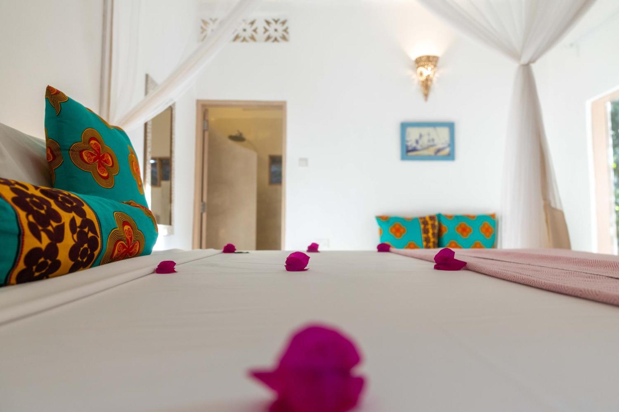 Sharazad Boutique Hotel ジャンビアニ エクステリア 写真